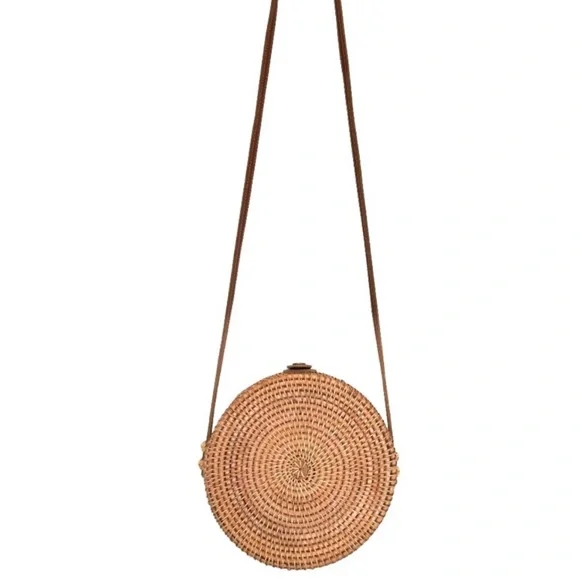 Handcrafted Shell Embellishment Rattan Leather Crossbody Bag Women’s - Picture 6 of 10